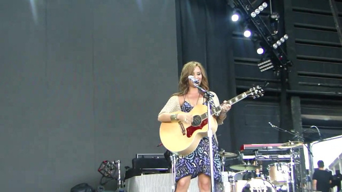 Demi Lovato Stop The World Soundcheck Tampa {HD} 0047