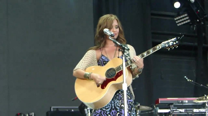 Demi Lovato Stop The World Soundcheck Tampa {HD} 0114