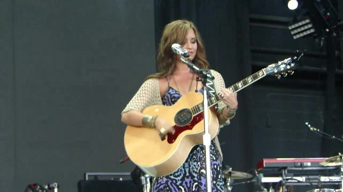Demi Lovato Stop The World Soundcheck Tampa {HD} 0117