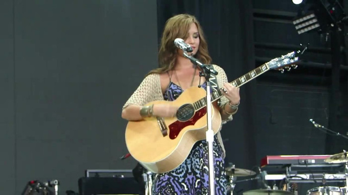 Demi Lovato Stop The World Soundcheck Tampa {HD} 0124