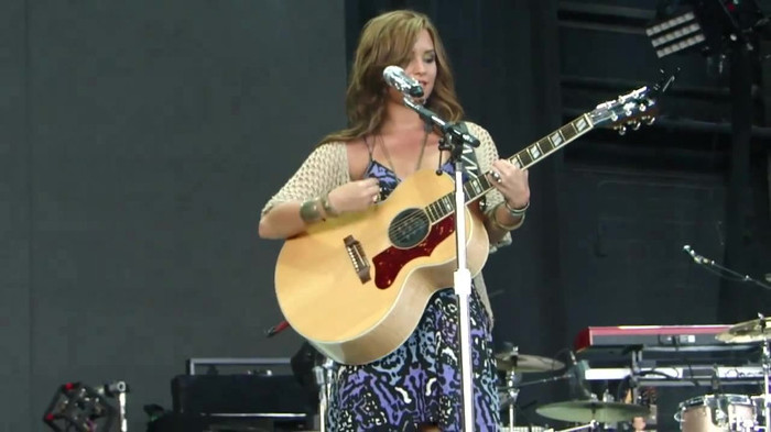 Demi Lovato Stop The World Soundcheck Tampa {HD} 0133