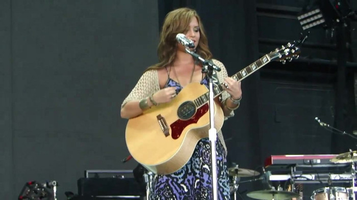 Demi Lovato Stop The World Soundcheck Tampa {HD} 0143 - Demilush - Stop The World Soundcheck Tampa