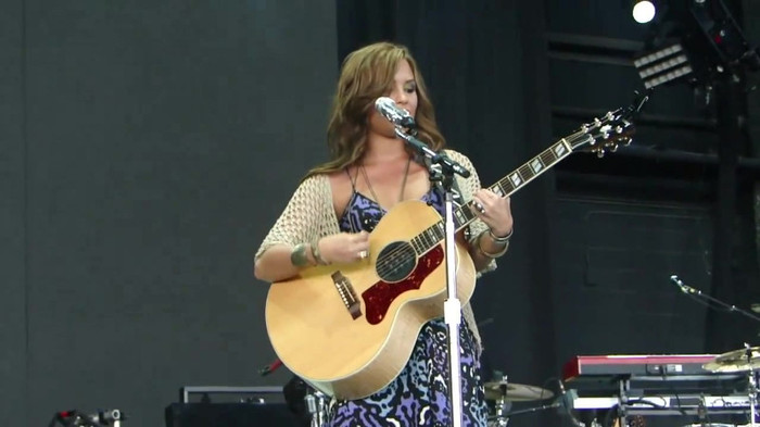 Demi Lovato Stop The World Soundcheck Tampa {HD} 0154