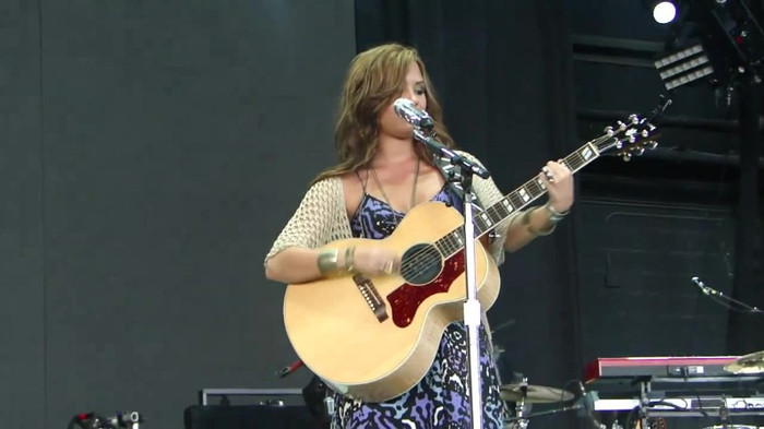 Demi Lovato Stop The World Soundcheck Tampa {HD} 0172