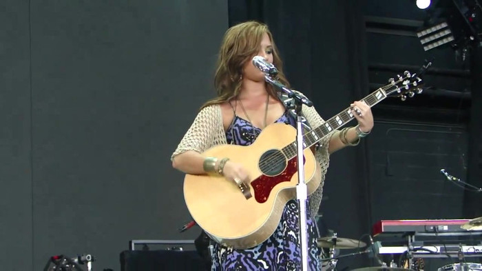 Demi Lovato Stop The World Soundcheck Tampa {HD} 0180 - Demilush - Stop The World Soundcheck Tampa