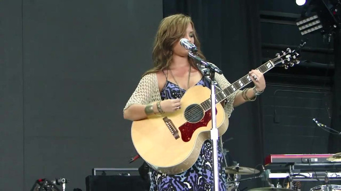 Demi Lovato Stop The World Soundcheck Tampa {HD} 0184