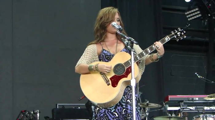 Demi Lovato Stop The World Soundcheck Tampa {HD} 0194