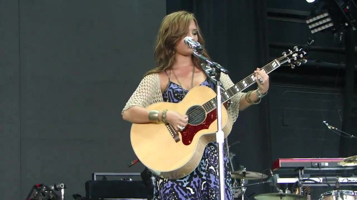Demi Lovato Stop The World Soundcheck Tampa {HD} 0197