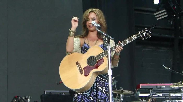 Demi Lovato Stop The World Soundcheck Tampa {HD} 0229 - Demilush - Stop The World Soundcheck Tampa