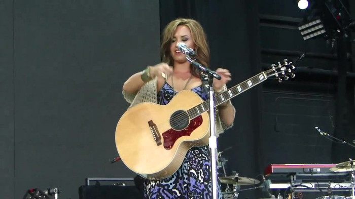 Demi Lovato Stop The World Soundcheck Tampa {HD} 0238 - Demilush - Stop The World Soundcheck Tampa