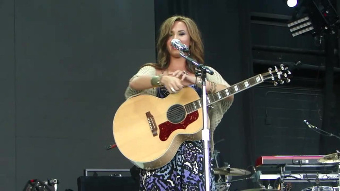 Demi Lovato Stop The World Soundcheck Tampa {HD} 0244