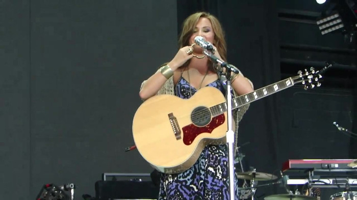 Demi Lovato Stop The World Soundcheck Tampa {HD} 0321