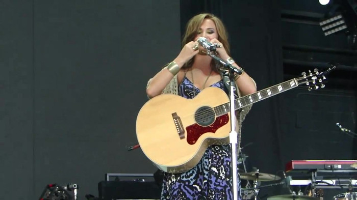 Demi Lovato Stop The World Soundcheck Tampa {HD} 0326