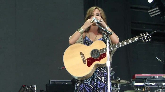 Demi Lovato Stop The World Soundcheck Tampa {HD} 0328