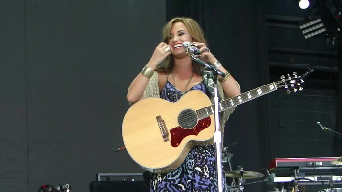 Demi Lovato Stop The World Soundcheck Tampa {HD} 0361