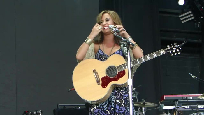 Demi Lovato Stop The World Soundcheck Tampa {HD} 0362