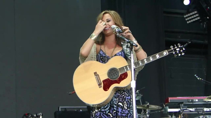 Demi Lovato Stop The World Soundcheck Tampa {HD} 0365