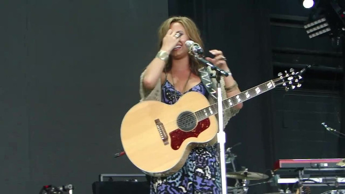 Demi Lovato Stop The World Soundcheck Tampa {HD} 0369