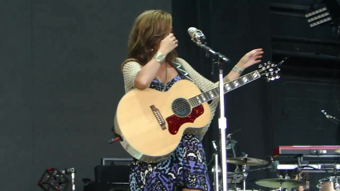 Demi Lovato Stop The World Soundcheck Tampa {HD} 0398