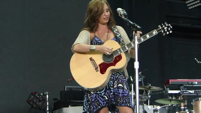 Demi Lovato Stop The World Soundcheck Tampa {HD} 0459