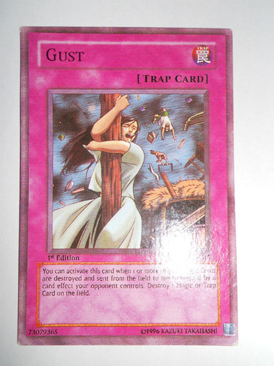 DSCN1614 - Carti originale Yu-Gi-OH de vanzare