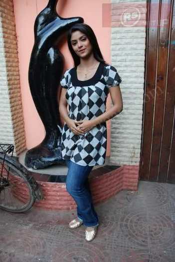 jfxloh - N-GHAR EK SAPNA -ACTORI-N