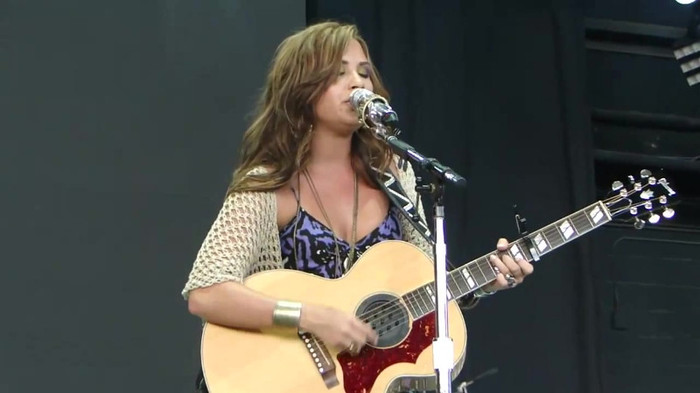 Demi Lovato Stop The World Soundcheck Tampa {HD} 1003 - Demilush - Stop The World Soundcheck Tampa Part oo2