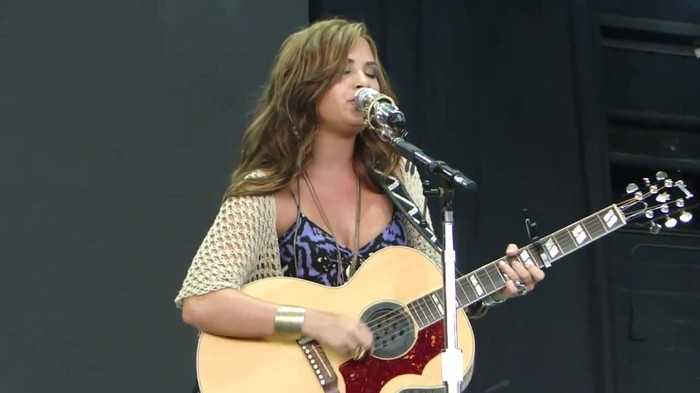 Demi Lovato Stop The World Soundcheck Tampa {HD} 1008