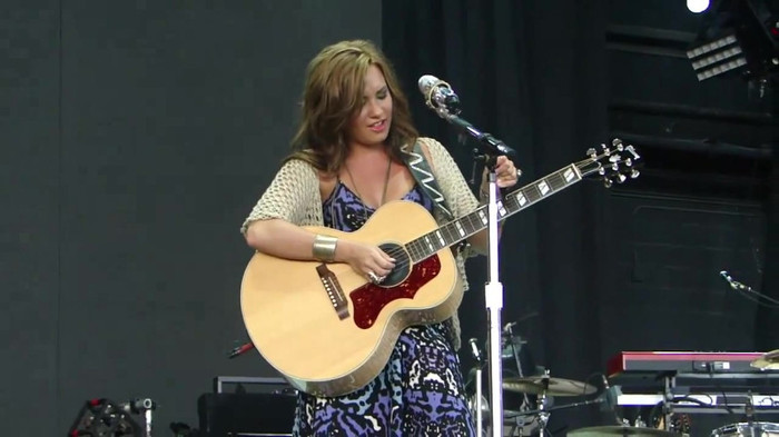 Demi Lovato Stop The World Soundcheck Tampa {HD} 0522 - Demilush - Stop The World Soundcheck Tampa Part oo1