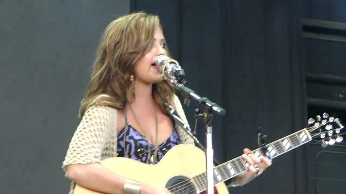 Demi Lovato Stop The World Soundcheck Tampa {HD} 1514 - Demilush - Stop The World Soundcheck Tampa Part oo3