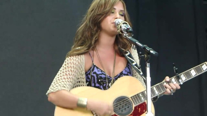 Demi Lovato Stop The World Soundcheck Tampa {HD} 1029