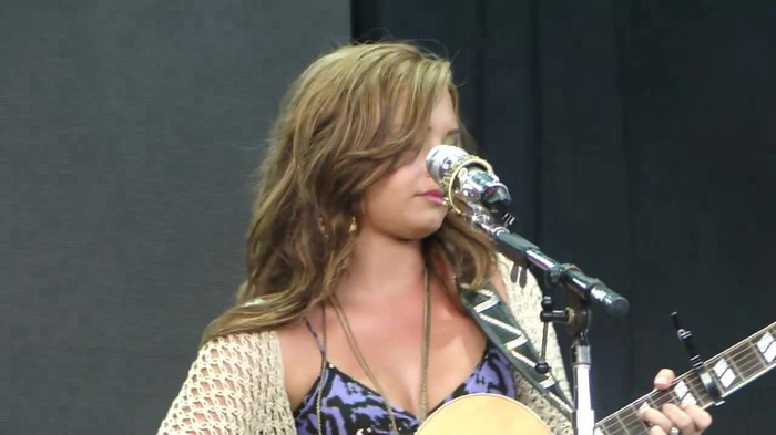 Demi Lovato Stop The World Soundcheck Tampa {HD} 1066