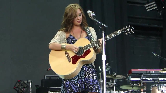 Demi Lovato Stop The World Soundcheck Tampa {HD} 0568