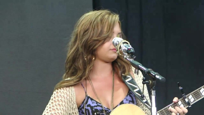 Demi Lovato Stop The World Soundcheck Tampa {HD} 1068