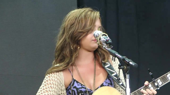 Demi Lovato Stop The World Soundcheck Tampa {HD} 1071