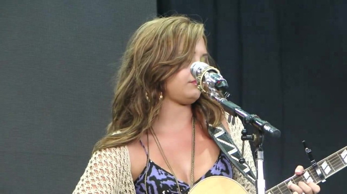 Demi Lovato Stop The World Soundcheck Tampa {HD} 1073