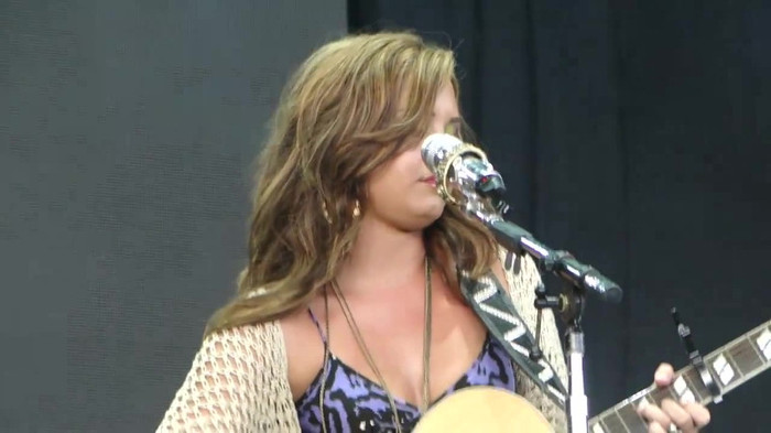 Demi Lovato Stop The World Soundcheck Tampa {HD} 1075