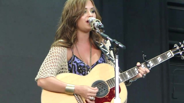 Demi Lovato Stop The World Soundcheck Tampa {HD} 1567 Demi Lovato Stop The World Soundcheck Tampa {HD} 1567