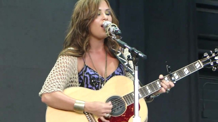 Demi Lovato Stop The World Soundcheck Tampa {HD} 1571 Demi Lovato Stop The World Soundcheck Tampa {HD} 1571