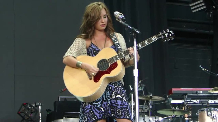 Demi Lovato Stop The World Soundcheck Tampa {HD} 0592