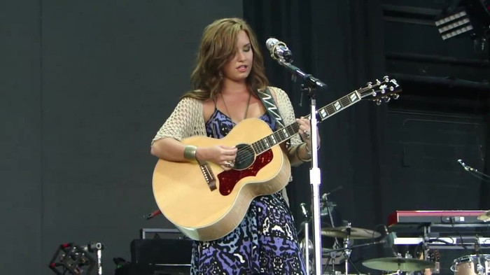 Demi Lovato Stop The World Soundcheck Tampa {HD} 0614 - Demilush - Stop The World Soundcheck Tampa Part oo1