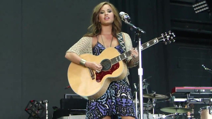 Demi Lovato Stop The World Soundcheck Tampa {HD} 0624