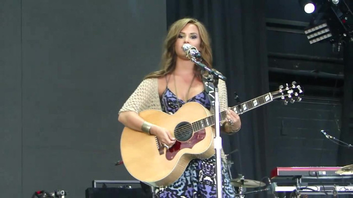 Demi Lovato Stop The World Soundcheck Tampa {HD} 0687