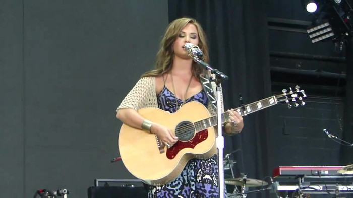 Demi Lovato Stop The World Soundcheck Tampa {HD} 0691