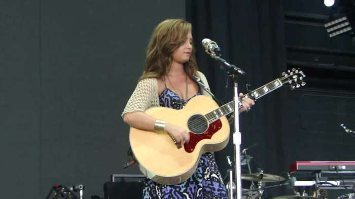 Demi Lovato Stop The World Soundcheck Tampa {HD} 0755