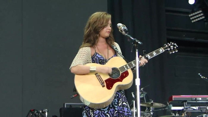 Demi Lovato Stop The World Soundcheck Tampa {HD} 0757