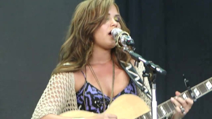 Demi Lovato Stop The World Soundcheck Tampa {HD} 1130