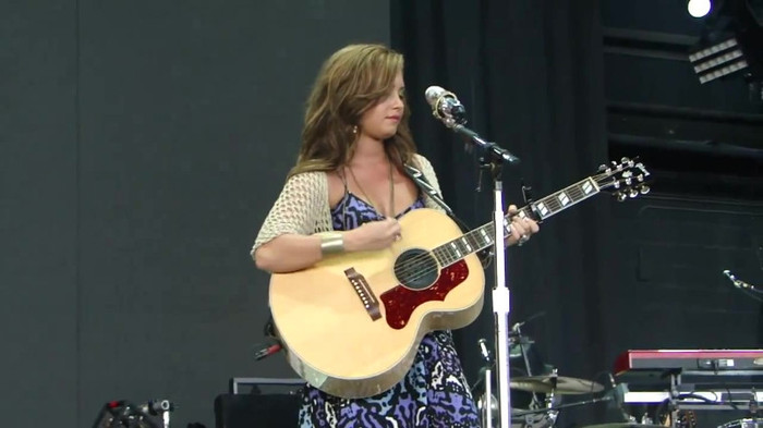 Demi Lovato Stop The World Soundcheck Tampa {HD} 0759