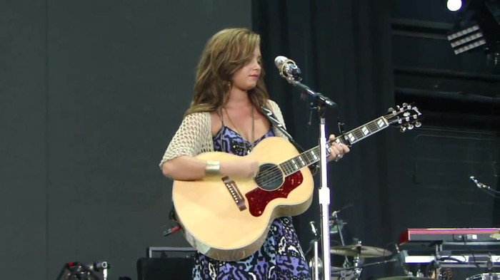 Demi Lovato Stop The World Soundcheck Tampa {HD} 0762