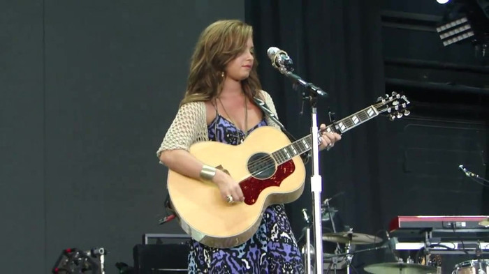 Demi Lovato Stop The World Soundcheck Tampa {HD} 0766